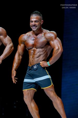 MEN`S PHYSIQUE 174